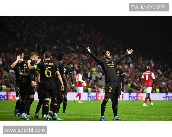 皇马的“脏活”艺术:贝林厄姆的崛起与莫德里奇的传承之思